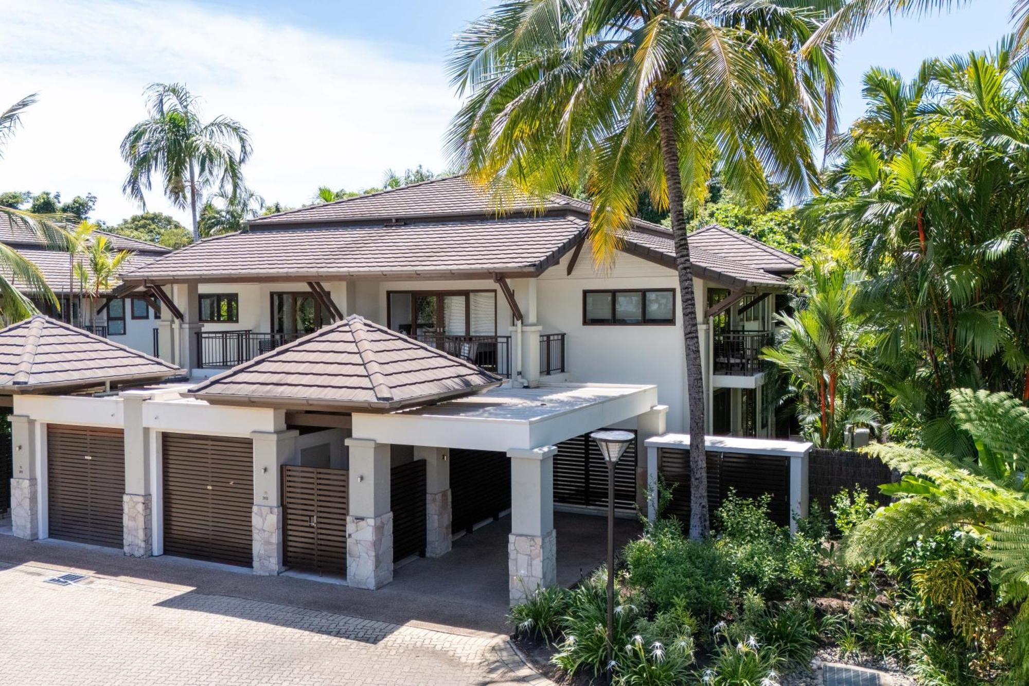 Seascape Holidays At Seascape Temple Port Douglas Exteriör bild